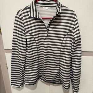NILS gray and White Striped Top athletic size large